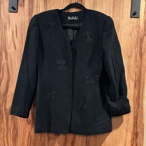 Vintage Bicci Black Women's Blazer with Floral Accents
